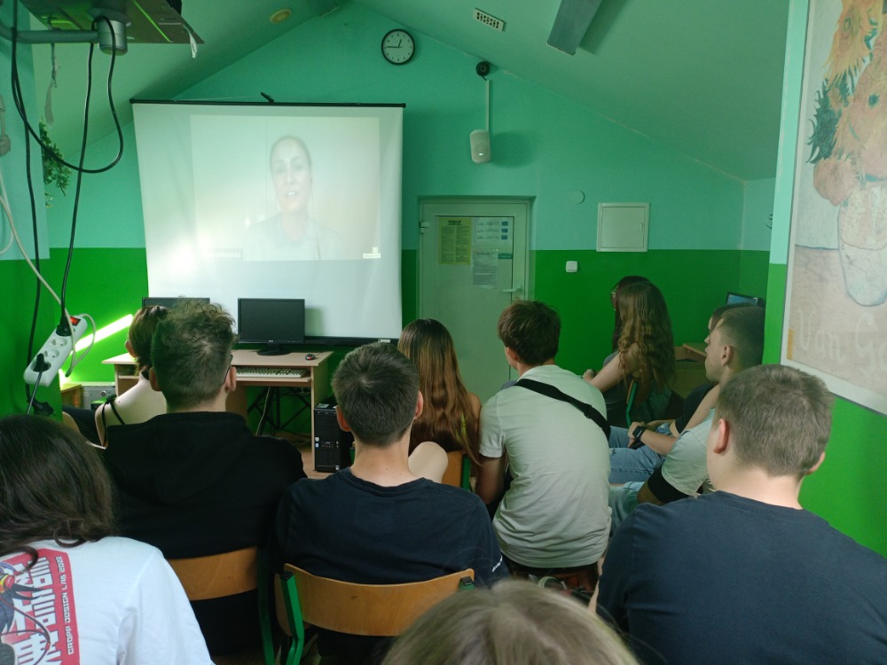 Gry komputerowe – dobra zabawa rozwojowa szansa, czy niebezpieczna rozrywka?